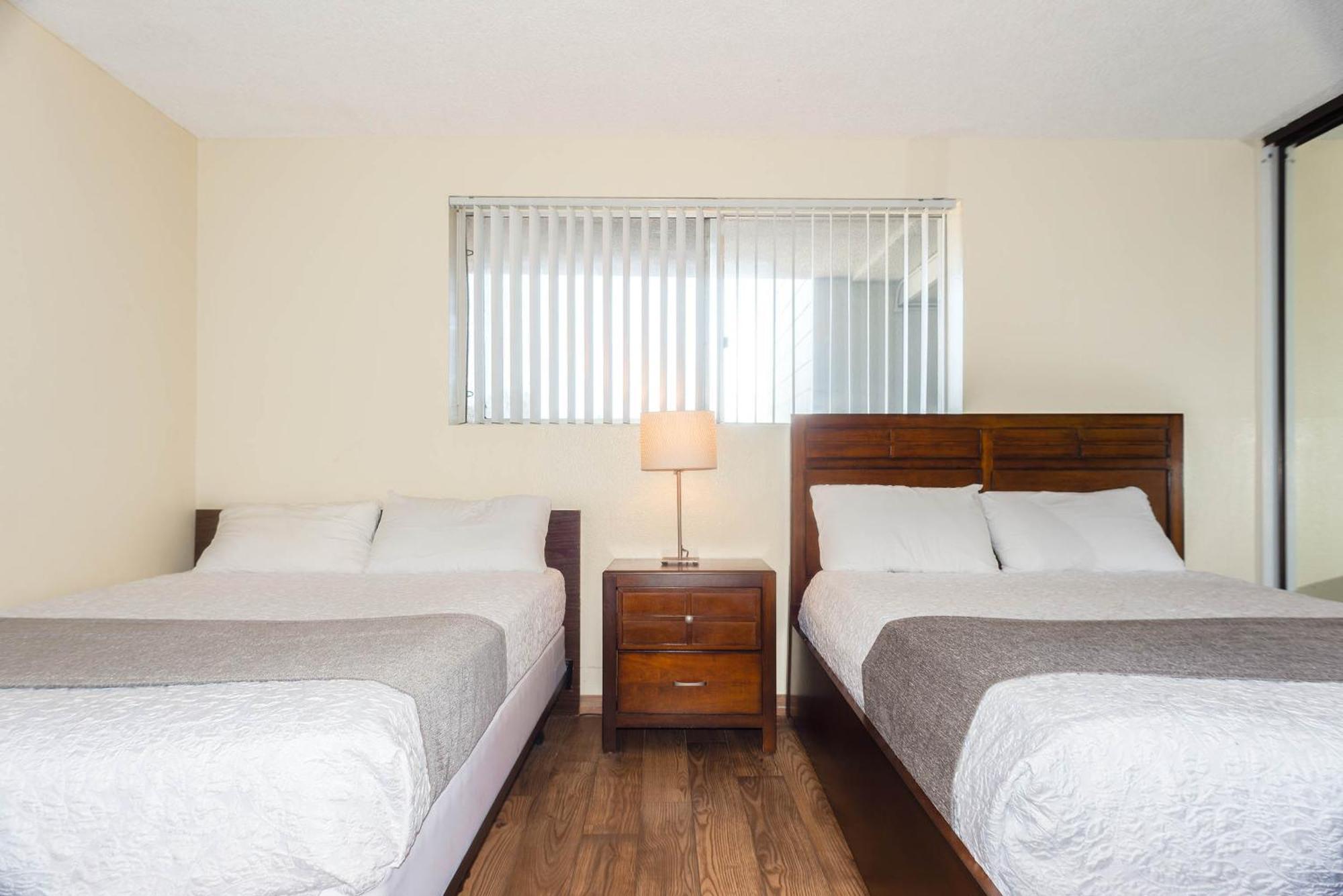 Capri By The Sea By All Seasons Resort Lodging San Diego Room photo
